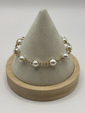 Sarah Coventry Bracelet Gold Tone And Faux Pearl Size 7” Christmas Holidays